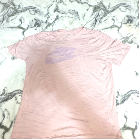 Nike Men's Large Athletic Shirt